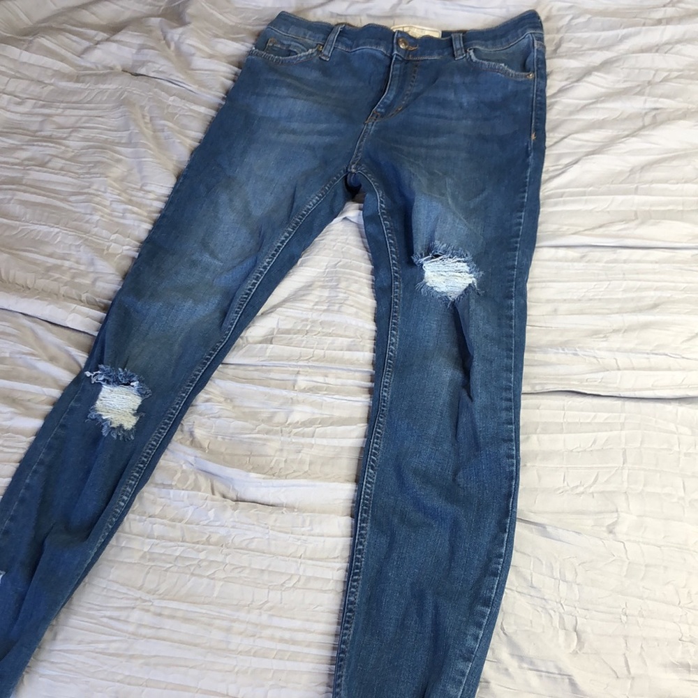 Free People  Blue Distressed Skinny Jeans 27